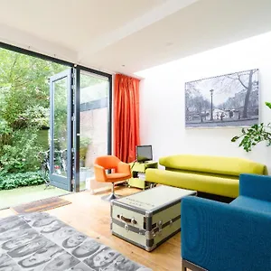 Studio Zaagmolen, Superb Stylish Apartment, 65m2 With Private Garden, Close To City Centre Apartment